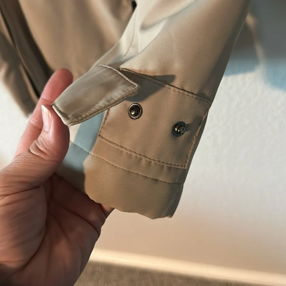 Weatherproof jacket - Picture 4 of 14